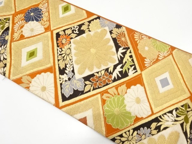 JAPANESE KIMONO / ANTIQUE DIAMOND-SHAPED CHRYSANTHEMUM PATTERN WOVEN F